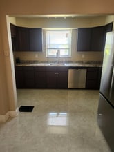 1870 Dalewood Pl in Cincinnati, OH - Building Photo - Building Photo