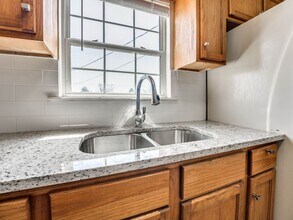 1207 E Carol Dr in Shawnee, OK - Building Photo - Building Photo