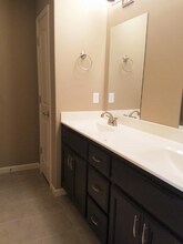 5406 Haddon Ct in Manhattan, KS - Foto de edificio - Building Photo