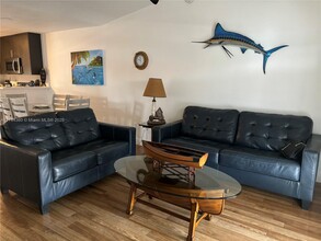 9502 Aviation Blvd in Marathon, FL - Foto de edificio - Building Photo