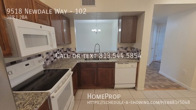 9518 Newdale Way in Riverview, FL - Building Photo - Building Photo
