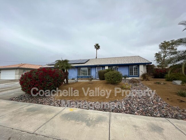 68350 Los Gatos Rd in Cathedral City, CA - Building Photo - Building Photo