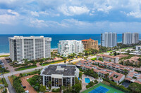 Aragon on the Ocean in Boca Raton, FL - Foto de edificio - Building Photo