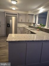 201 W Prospect Ave in State College, PA - Building Photo - Building Photo