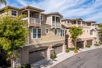 University Heights in Fullerton, CA - Building Photo - Primary Photo