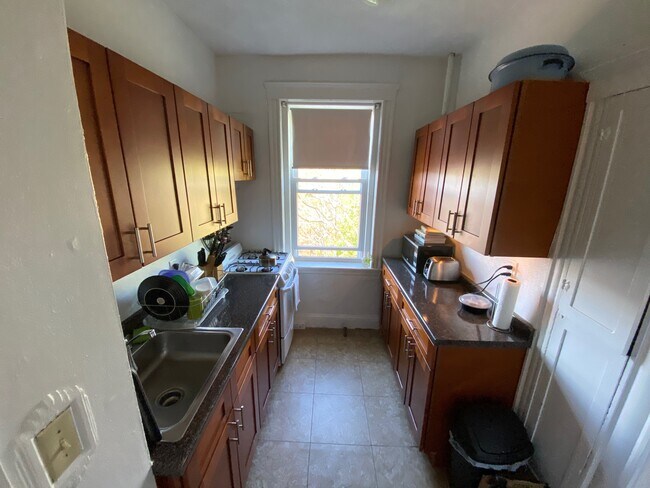 property at 24 Chiswick Rd