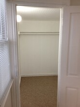 212-1 West St, Unit FL 1 in Bloomsburg, PA - Foto de edificio - Building Photo