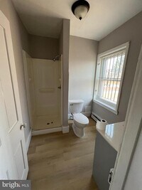 2029 E Orleans St photo'