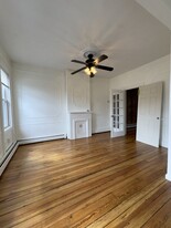 354 7th St, Unit 3 in Jersey City, NJ - Building Photo