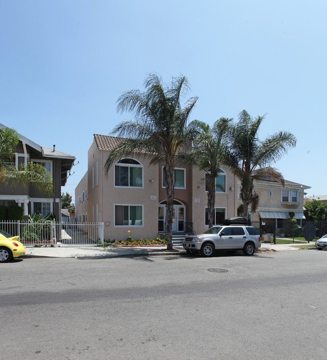 964 S Fedora St in Los Angeles, CA - Building Photo - Building Photo