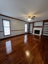 417 N Ebenezer Rd in Florence, SC - Foto de edificio - Building Photo