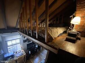 1223 Spruce St-Unit -Unit 2R in Philadelphia, PA - Building Photo - Building Photo