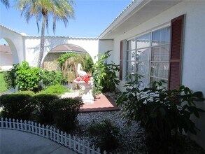 1608 Lilliput Ct in Venice, FL - Building Photo - Building Photo