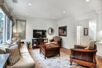 41 Bianco in Irvine, CA - Building Photo - Building Photo