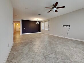 12310 Ballentrae Forest Dr in Riverview, FL - Building Photo - Building Photo