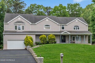 352 Leesville Rd in Jackson Township, NJ - Building Photo