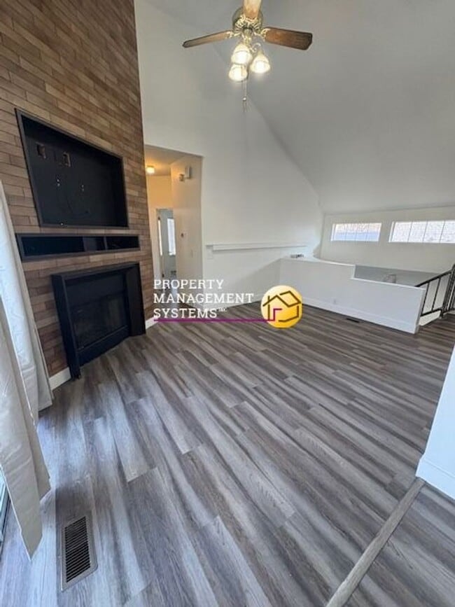 1468 Coastal Ct in Taylorsville, UT - Building Photo - Building Photo