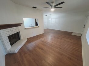 2107 Victory Garden Dr in Tallahassee, FL - Building Photo - Building Photo