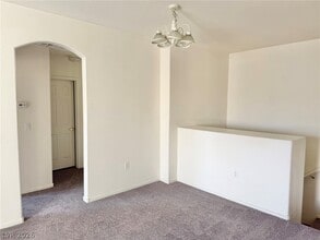 6321 Snap Ridge St in North Las Vegas, NV - Building Photo - Building Photo