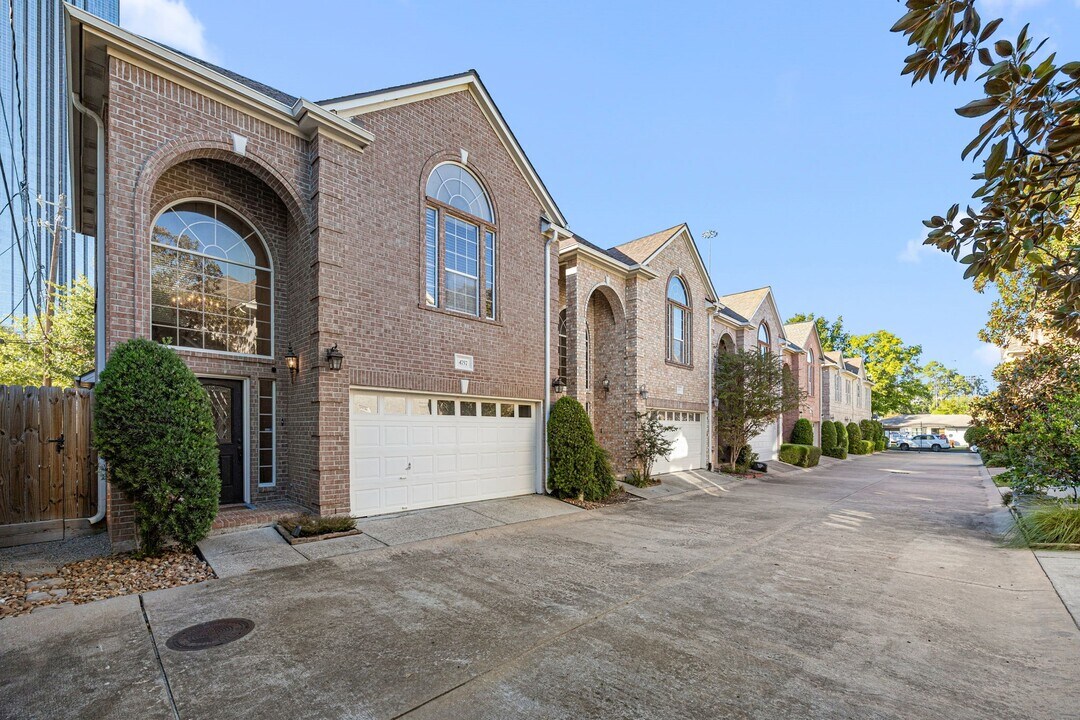 4757 W Alabama St in Houston, TX - Building Photo