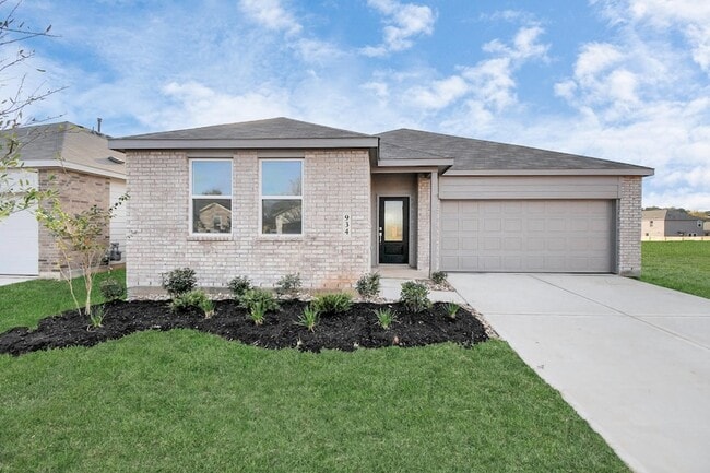 property at 934 Garden Path Dr