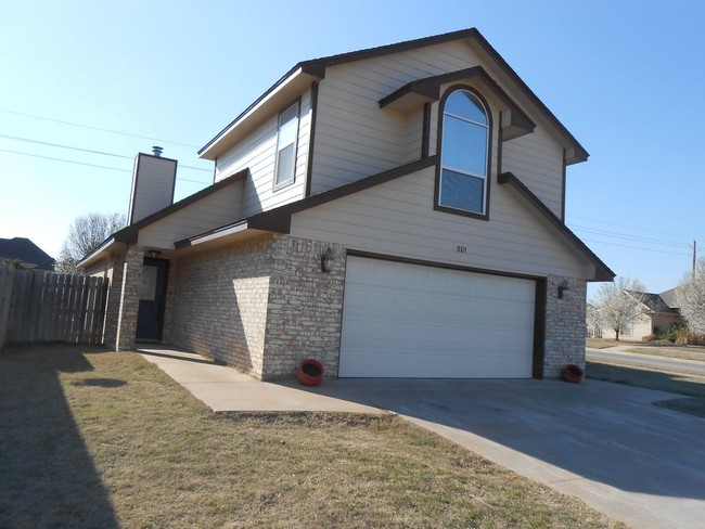 property at 501 SW Coral Ave