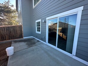 61524 SE Jennifer Ln in Bend, OR - Building Photo - Building Photo