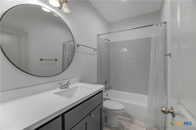 property at 412 Brushy Creek