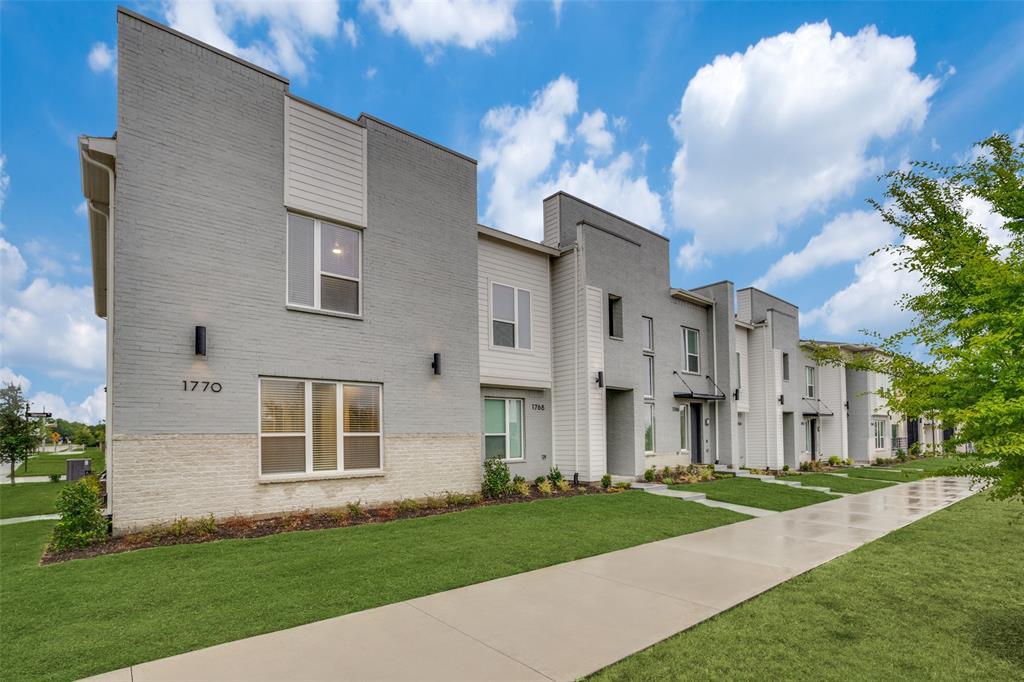 1770 Thornton Dr in Plano, TX - Building Photo