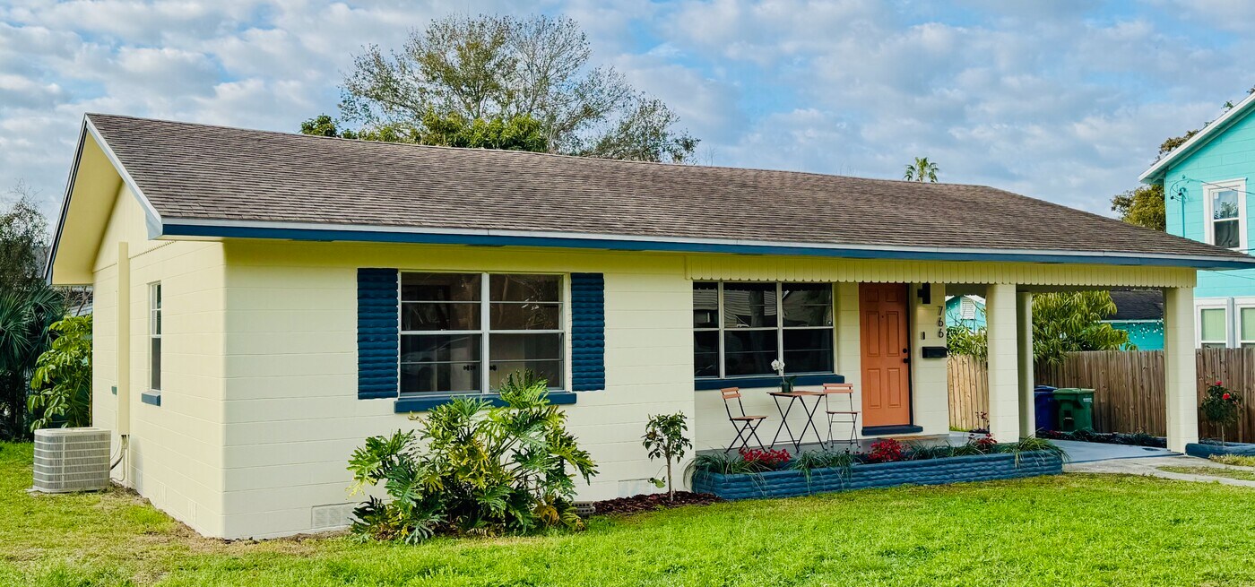 766 Bates Ave SW in Winter Haven, FL - Building Photo