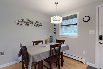 104 Squannacook Rd in Shirley, MA - Building Photo - Building Photo