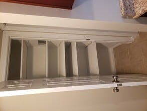 84 E Grove St, Unit C in Middleboro, MA - Foto de edificio - Building Photo