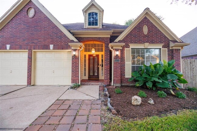 1131 Spinnaker Way in Sugar Land, TX - Building Photo - Building Photo