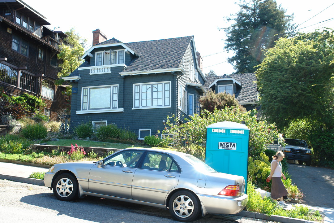 1349 Arch St in Berkeley, CA - Building Photo