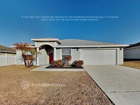 207 Dogfish Ln in Poinciana, FL - Building Photo