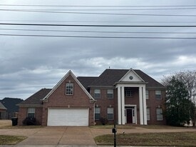 8156 Old Brownsville Rd in Arlington, TN - Building Photo