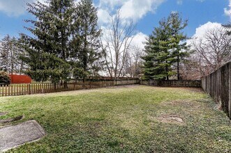 7745 Stoneford Dr in Columbus, OH - Building Photo - Building Photo