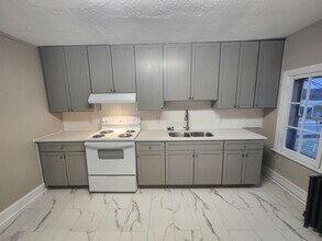 651 Lincoln Way W in Chambersburg, PA - Building Photo - Building Photo