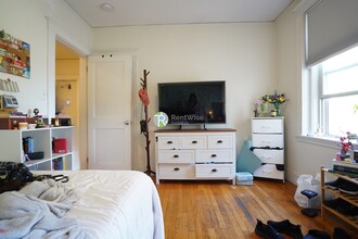 1850 Commonwealth Ave, Unit 44 in Brighton, MA - Building Photo - Building Photo