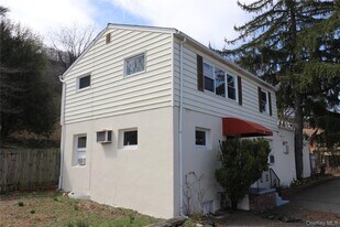 153 US-9W in Haverstraw, NY - Building Photo