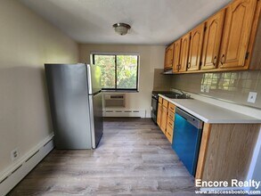 15 Chester St in Cambridge, MA - Building Photo - Building Photo