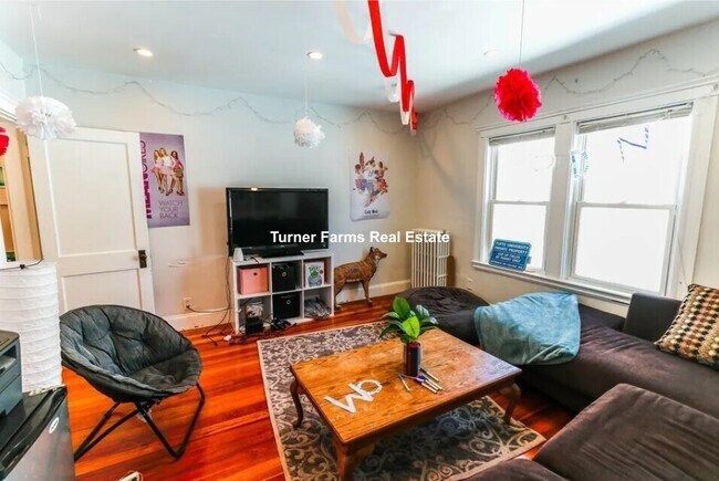 45 Bowdoin St, Unit 3