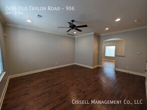 2495 Old Taylor Rd in Oxford, MS - Building Photo - Building Photo