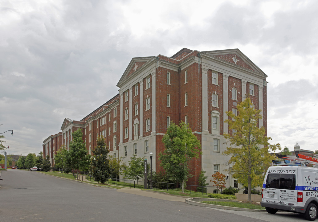 Hank Ingram House in Nashville, TN - Building Photo