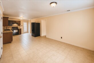 224 Coopwood Ave in San Antonio, TX - Building Photo - Building Photo