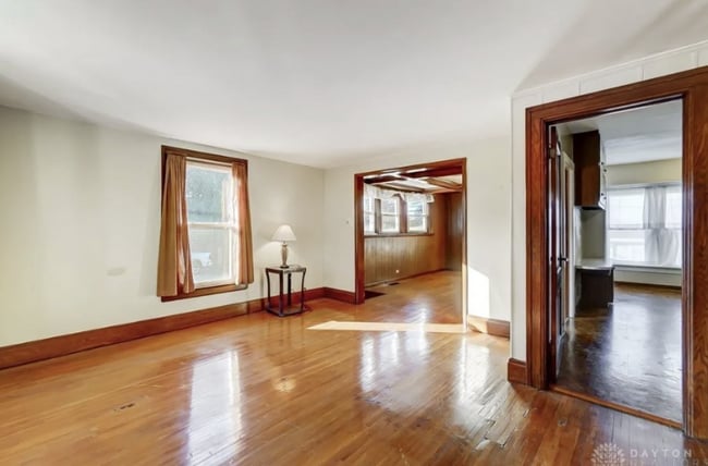 743 St Nicholas Ave in Dayton, OH - Foto de edificio - Building Photo