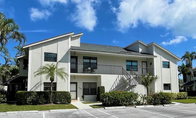 1303 Clubhouse Cir in Jupiter, FL - Foto de edificio