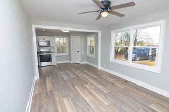 2506 Halls Hill Pike in Murfreesboro, TN - Building Photo - Building Photo