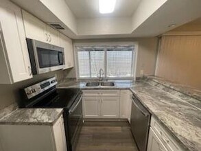 711 Intrepid Dr in Garland, TX - Building Photo - Building Photo