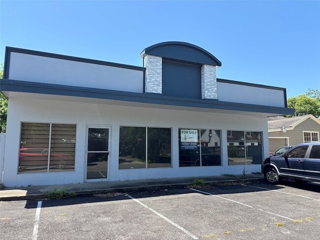 property at 401 W James Ave